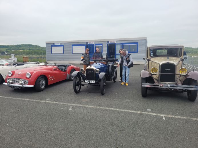 Il y avait aussi des tractions